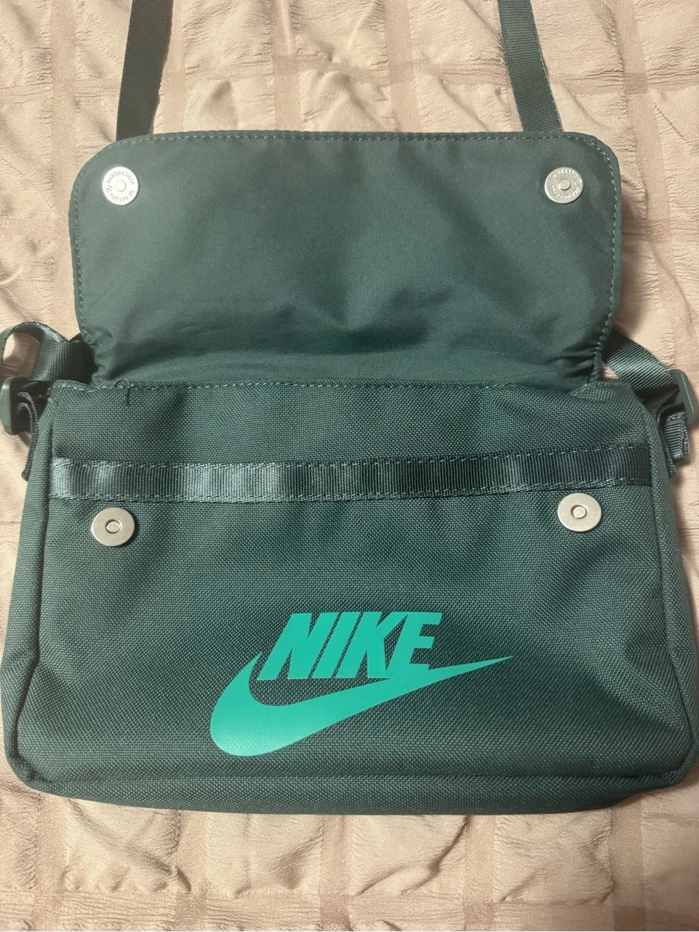 Nike Futura Crossbody Messenger Bag - Dark Green. In like new condition!